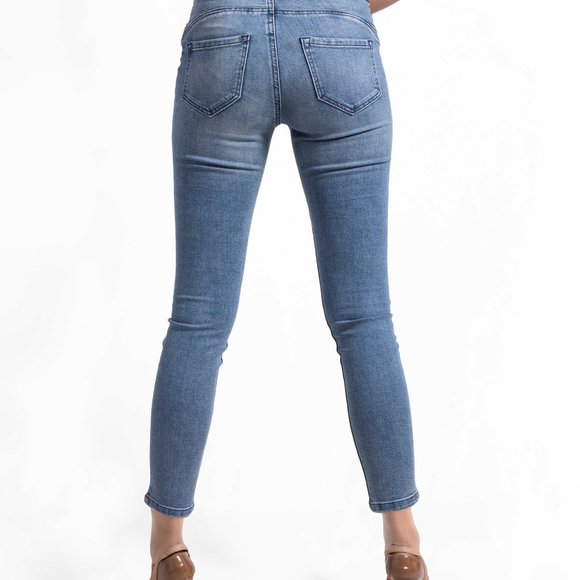 OLGYN Women Stretch Medium Blue Denim Pull on Pant - Picture 2 of 4